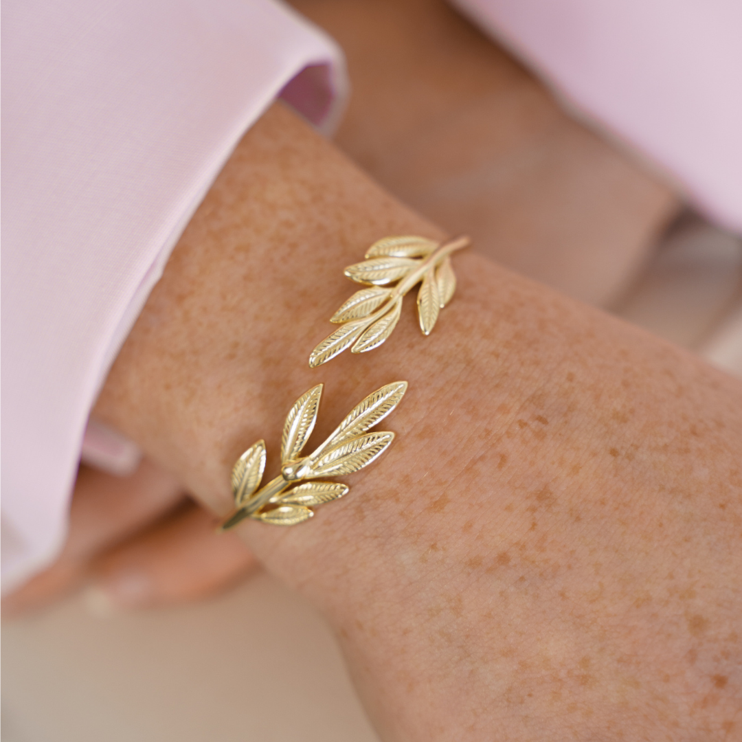 Gold Leaf Bangle – Sister's Shine Jewelry